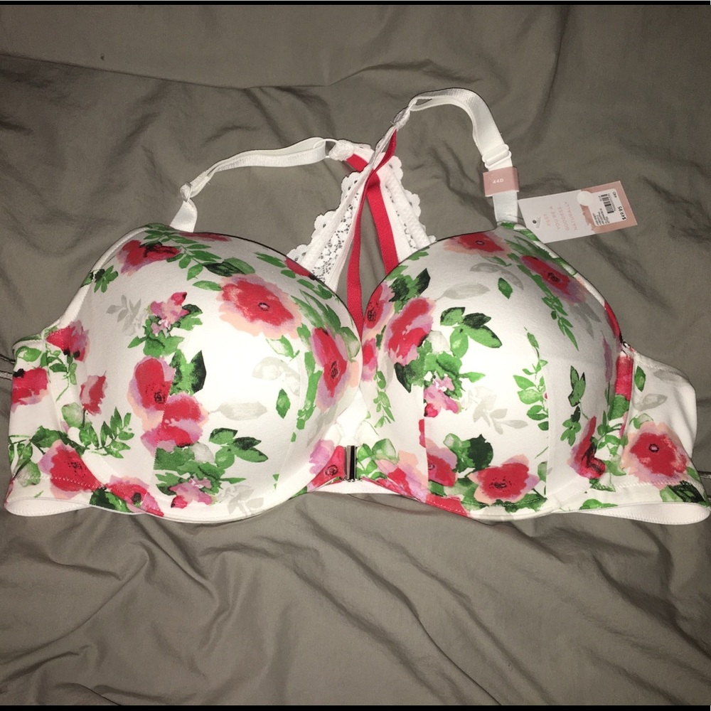 Boost Plunge Bra by Cacique